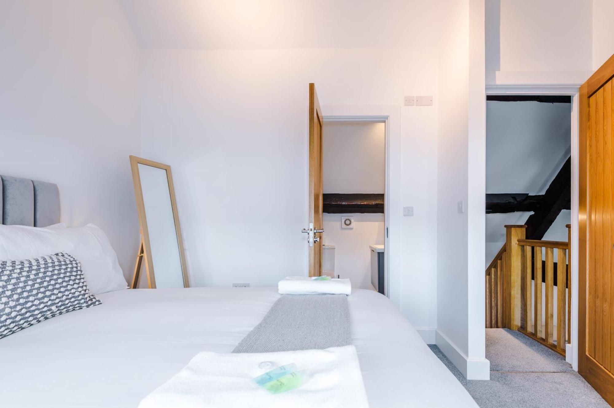 Number 21: A Breathtaking Chester Cottage With Parking Mollington  Exterior foto
